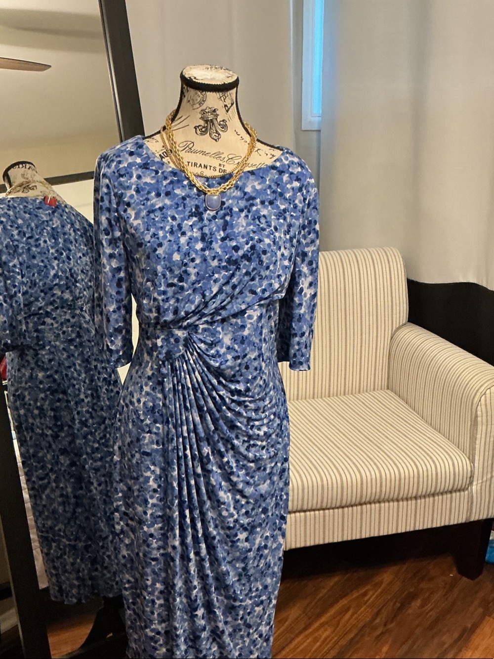 connected apparel Blue Floral Ruched Twist Midi Dress